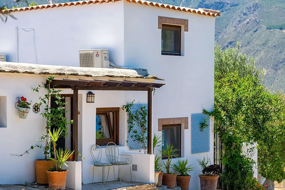 Almond Hill House