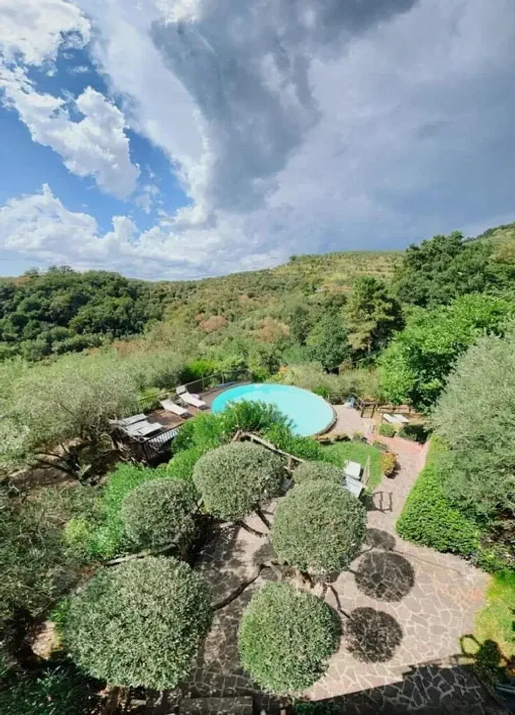 Aura Toscana — set in the picturesque landscape of Monsummano Terme, Aura Toscana provides a peaceful sanctuary where nature dictates the rhythm. The surrounding area offers stunning views of a nature park and the sea, creating an inspiring backdrop for introspection and connection. The atmosphere encourages slowing down and embracing the natural beauty of Tuscany.