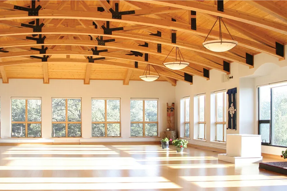 Blazing Mountain Retreat Center — The center is situated in the majestic Sangre de Cristo mountains of southern Colorado. This rugged, remote location provides a contemplative and quiet atmosphere, ideal for undisturbed spiritual exploration away from daily distractions.