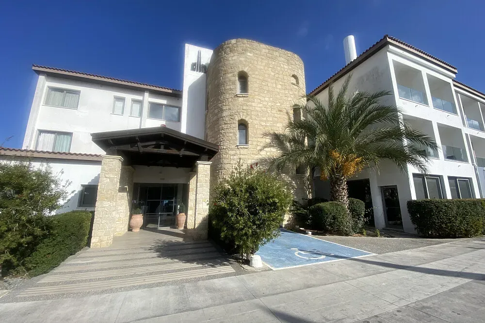 Droushia Heights Hotel