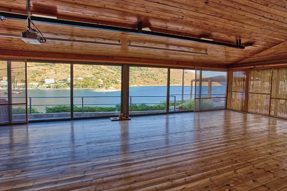 Evia Silence