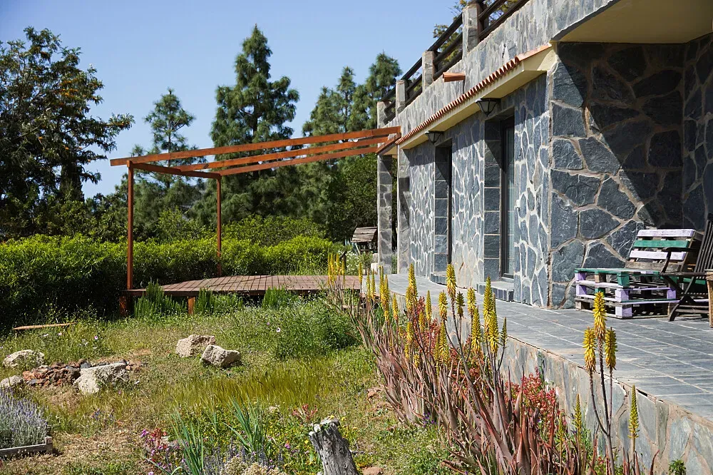 Finca Altavista — The center is situated in Arona, a location known for its natural beauty. While specific details about the immediate surroundings are not available, one can anticipate a calm and restorative environment, typical of retreat centers in such regions, offering a respite from urban bustle.