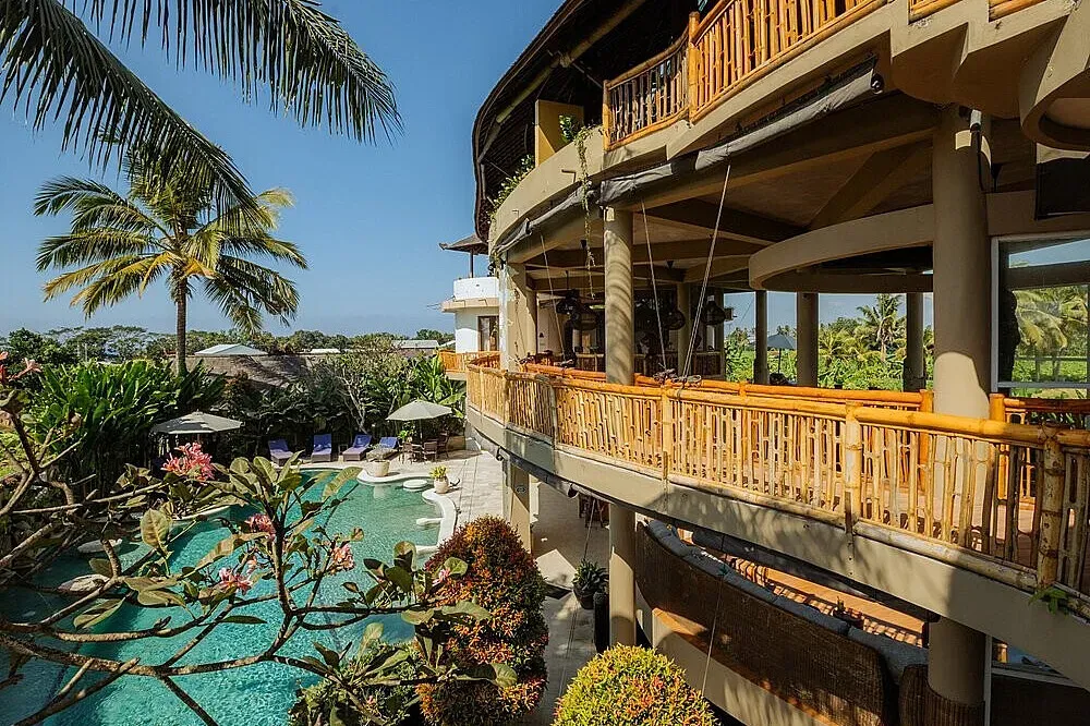 Flotaing Leaf Eco-Resort — retreat center