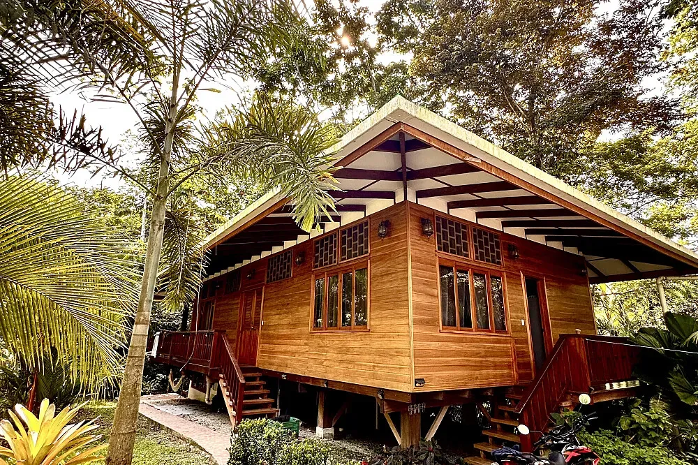 Holistic Health Sanctuary — Playa Cocles on the Caribbean coast of Costa Rica is a natural wonder, where the vibrant local culture harmonizes with stunning landscapes. The sanctuary is enveloped by dense jungle, offering a rich tapestry of sights and sounds, while the nearby crystal-clear waters provide a refreshing contrast.