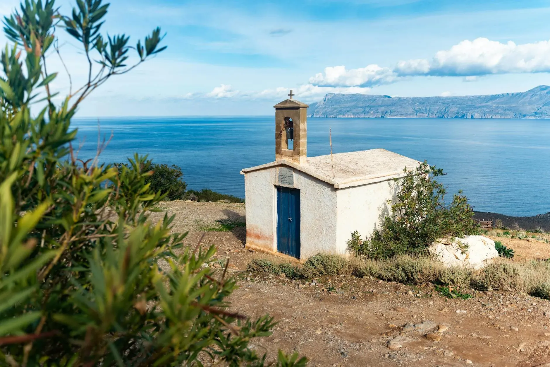 Livadi — This retreat is situated on the tranquil island of Irakleia, just 50 meters from Livadi beach. The atmosphere is one of profound simplicity and grounding, with the constant presence of the sea's scent and sound. It's an ideal spot for those who appreciate natural beauty and a quiet environment.