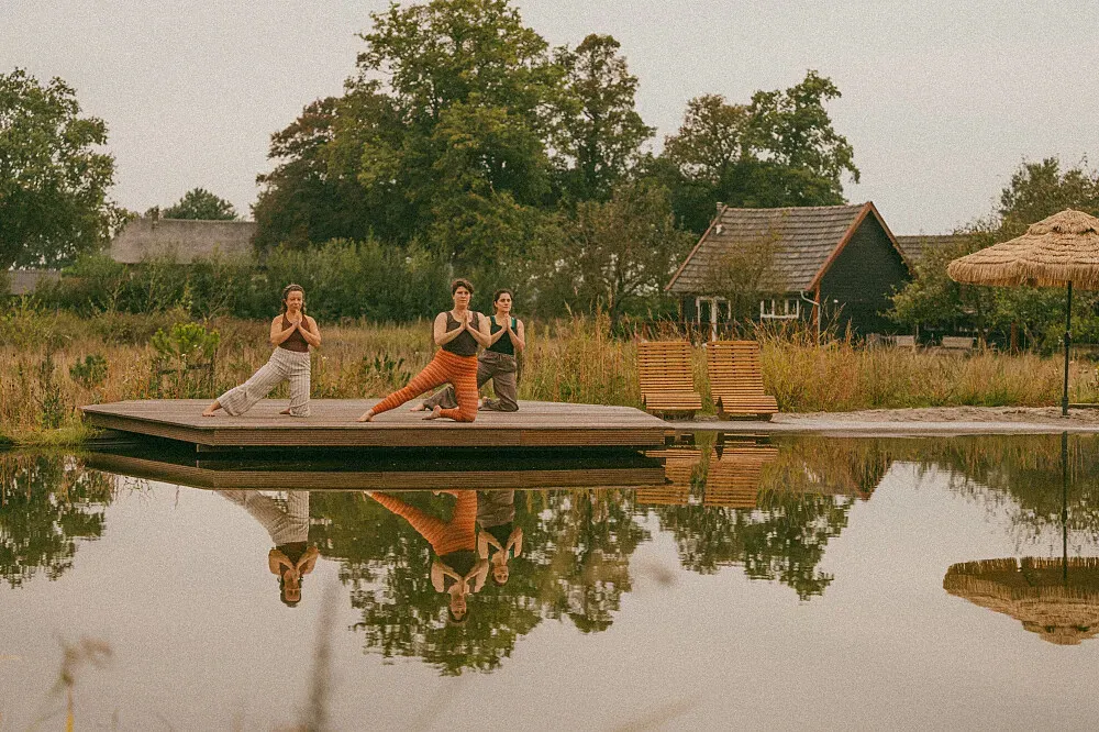 Makers Barn — The retreat is set on a large 13,000 m2 plot of land in the Netherlands, centered around a monumental farm building from 1924. The atmosphere is distinctly rural and authentic, complete with various farm animals roaming the grounds. Evenings are particularly noted for their spectacular sunsets.