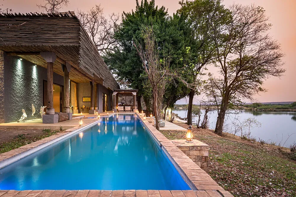 Matestsi Victoria Falls