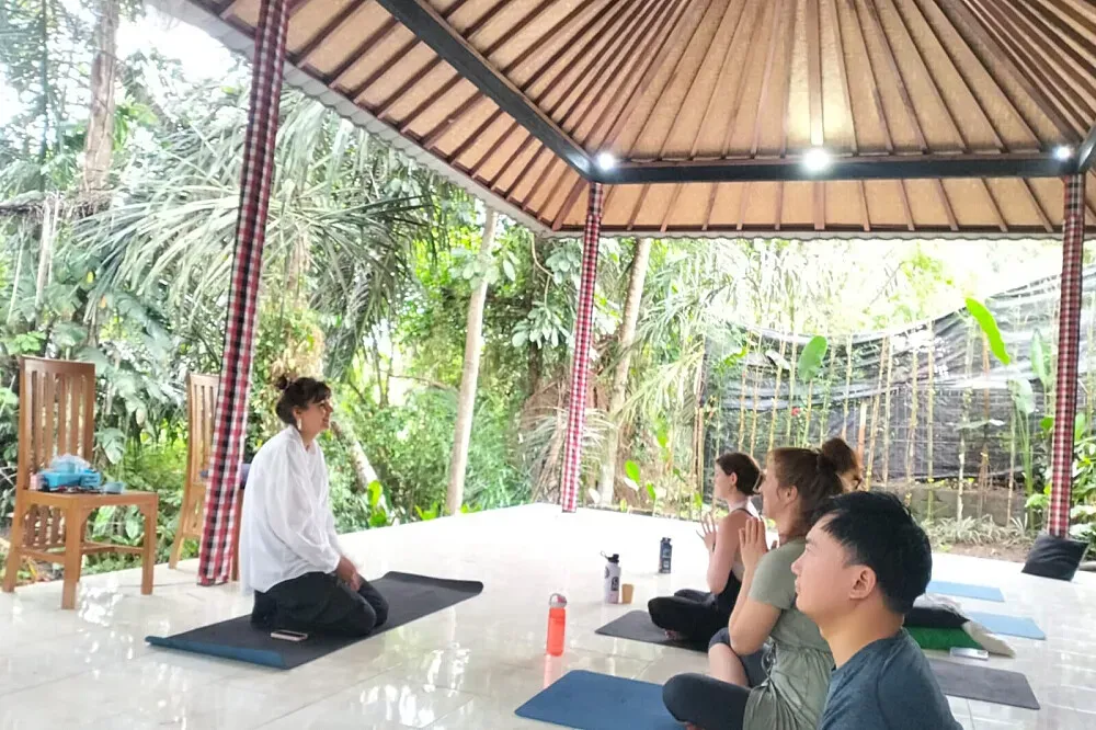Naya Veda Vastu Bali — Located in Pejeng Kangin, this retreat offers a tranquil escape from the more crowded areas of Bali. Surrounded by the natural beauty of the region, it provides a peaceful atmosphere well suited to contemplation and relaxation. The setting is designed to foster a sense of calm and balance, aligning with the Vastu principles that guide its architecture.