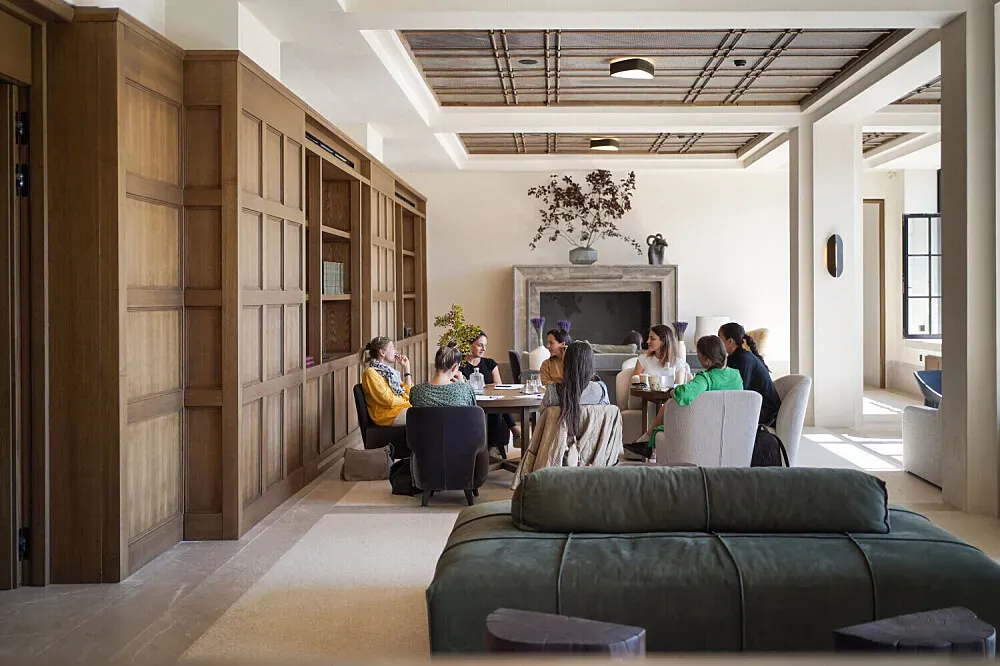 Perma Serifos — Perma Serifos is situated in a secluded glen on the island of Serifos, offering breathtaking views of the Aegean Sea. The atmosphere is one of peaceful luxury, with the natural beauty of the Greek islands providing a stunning backdrop for contemplation and relaxation.