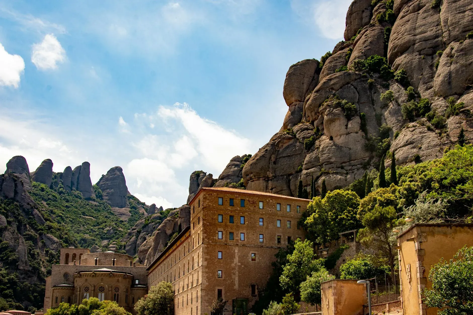 Sant Honorat — Perched in the mystical mountains of Mallorca, Sant Honorat provides a deeply serene and silent atmosphere. The ancient hermitage is surrounded by natural peace, fostering an environment ideal for contemplation and quiet reflection away from the bustle of daily life.