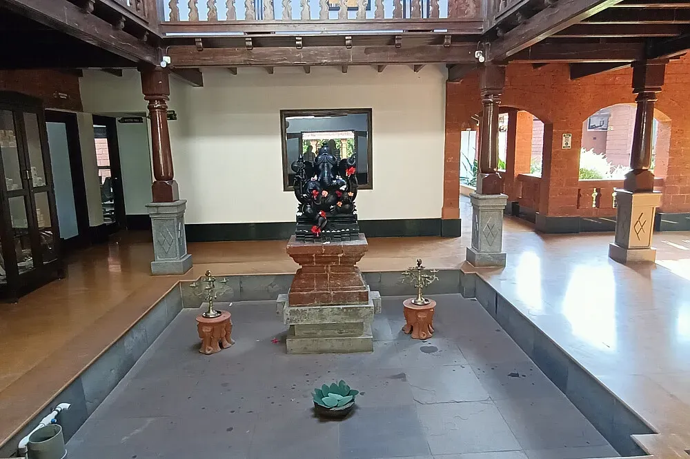 Sarth Ayurveda Resort — The resort is located in Sawantwadi, a region known for its natural beauty. While specific details about the immediate surroundings are not available, the general climate suggests a lush environment, especially during the monsoon months.