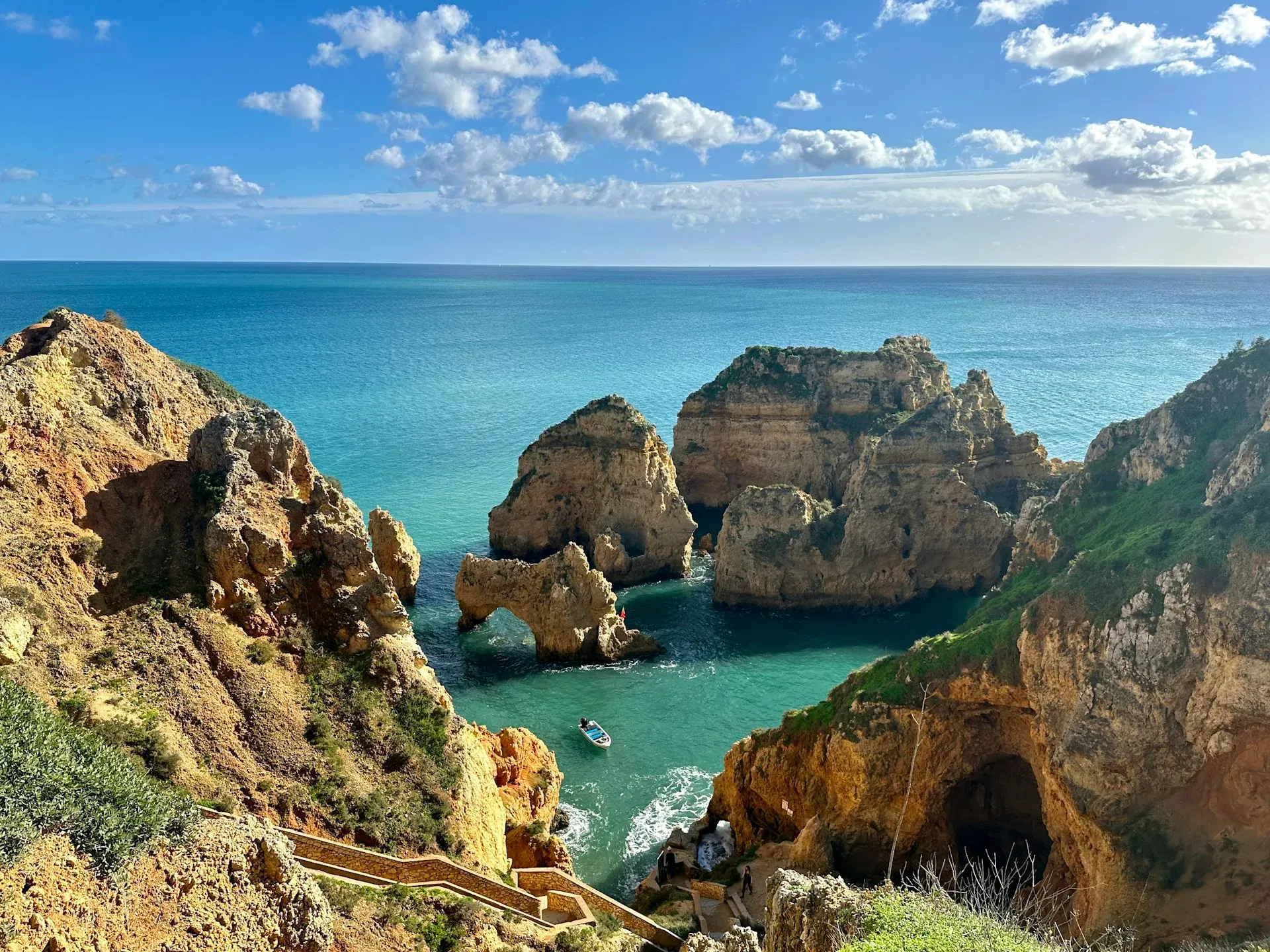 Sea YA — The retreats are set in holiday villas located near the beautiful Cascais beaches, offering a serene coastal environment. The proximity to Praia do Guinco suggests a landscape rich with ocean views and opportunities for seaside contemplation.