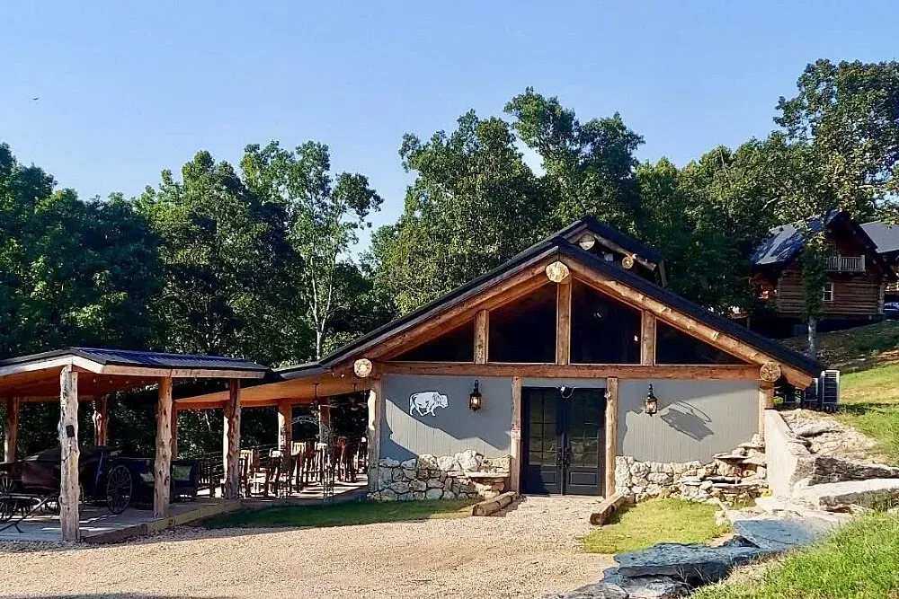 White Buffalo Lodge — Situated on the shores of Grand Lake in Grove, Oklahoma, White Buffalo Lodge provides a picturesque natural backdrop for retreats. The atmosphere is one of peaceful tranquility, with ample opportunities to connect with the outdoors and enjoy the calming presence of the lake.