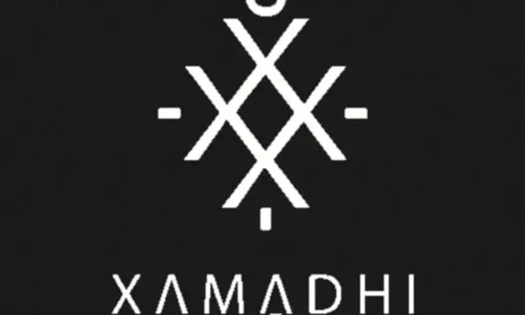 Xamadhi — Nestled deep within the lush Mayan jungle of Quintana Roo, Xamadhi provides a truly natural and immersive environment. The rhythm of the jungle itself is an integral part of the experience, inviting guests to connect with the surrounding wilderness. Sacred spaces like natural sacred lakes and a fire circle are integrated into the landscape, fostering a sense of peace and connection.