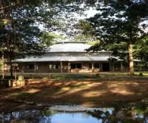 Dhamma Dharani — The center is situated in a beautiful rural locality at Maneruwa, Sri Lanka, bordered by two lakes that not only enhance the scenery but also provide cool breezes. The surrounding area is home to farming communities, and the center is not far from a reserved forest area, offering a peaceful, natural atmosphere.
