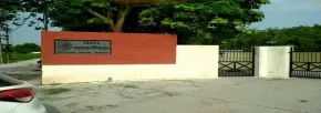 Dhamma Kāruṇika — The center is set on seven acres in the village of Newal, within the Karnal district. This area is historically significant, lying in the Dhammasthana of Kurushetra, providing a contemplative backdrop for meditation practice.