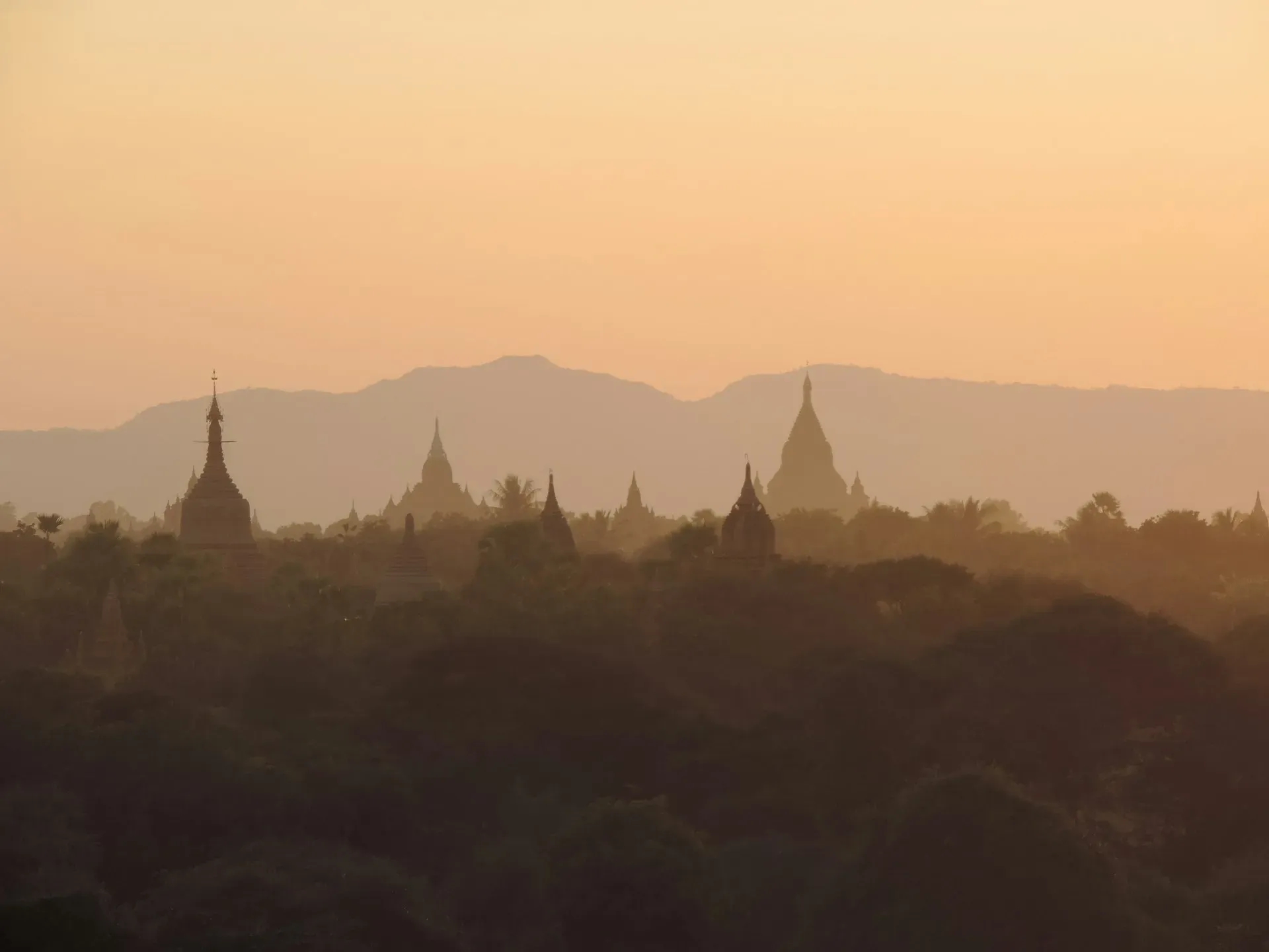 Dhamma Mahā Pabbata