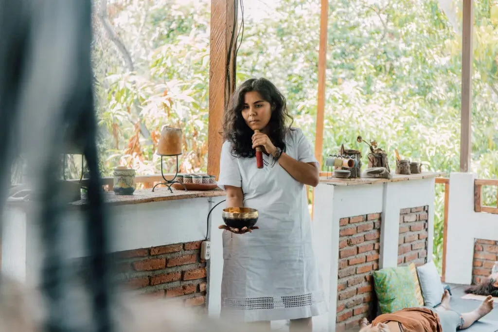 Alma Mactzil — The center is surrounded by the natural beauty of the Tacana Volcano's outskirts in Tapachula, Chiapas, Mexico. This environment provides a serene and inspiring backdrop for spiritual practices and community living.