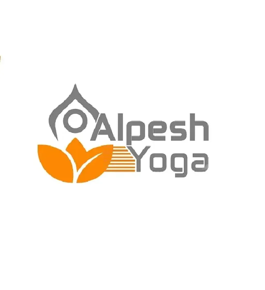 Alpesh Yoga — Located in the bustling Madhlo Waddo area of Arambol Beach, the center is immersed in the lively atmosphere of North Goa. Expect a vibrant coastal environment with easy access to the beach and local amenities, offering a blend of serene practice and energetic surroundings.