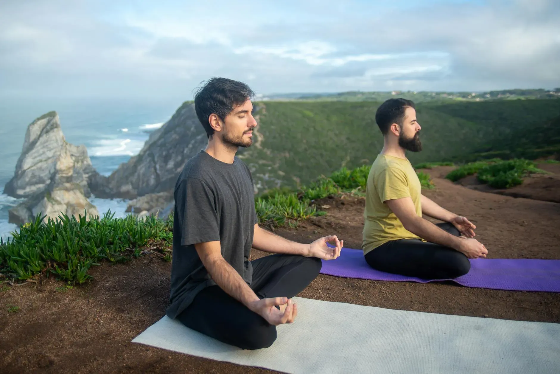 AmarCintra — The center is situated in Sintra, surrounded by nature, creating a serene and peaceful environment. This natural backdrop is intentionally designed to promote a sense of calm and facilitate reconnection with oneself.
