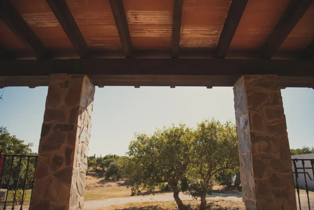 Anam Casa Medicina — The center is located in Vereda de la mañana, a peaceful area in Chiclana de la Frontera, Cadiz. Guests reside at Cortijo Andalou Fuente Anityia, an Andalusian farmhouse enveloped by nature, creating a calm and supportive atmosphere for personal growth.
