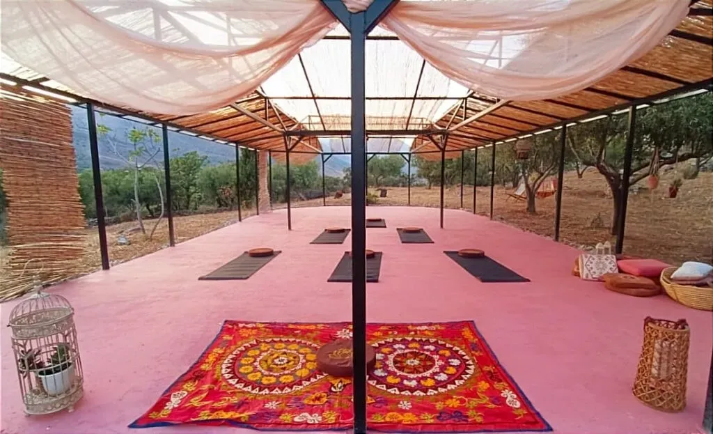 Ariadne's garden of spiritual arts