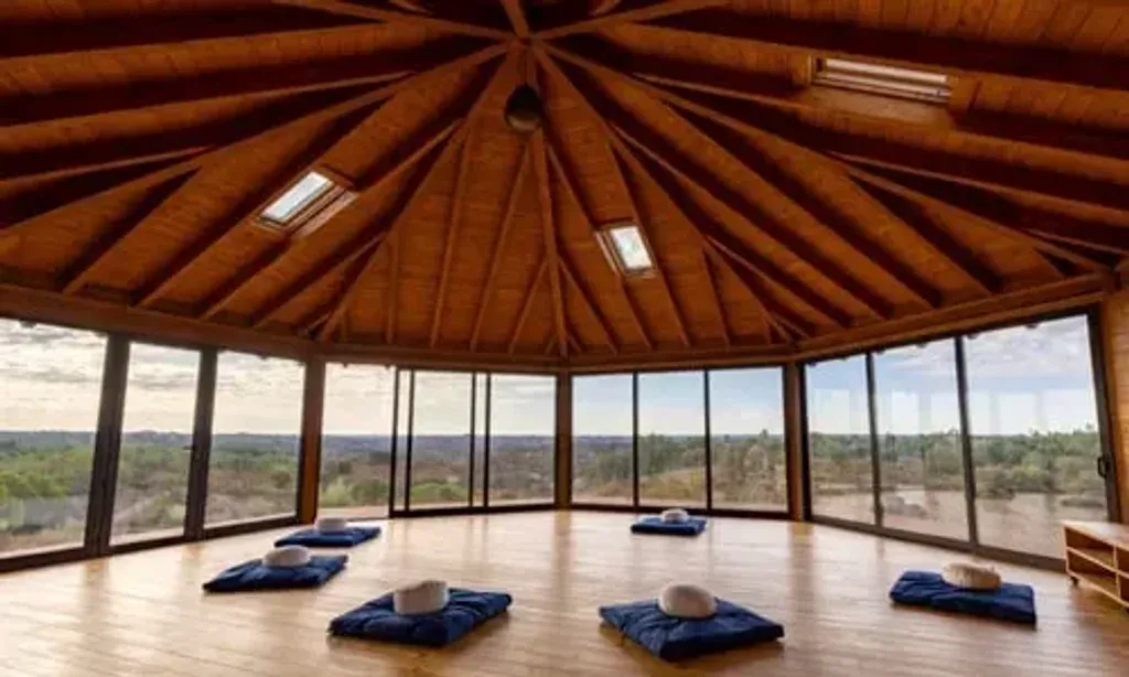 AURA Retreats