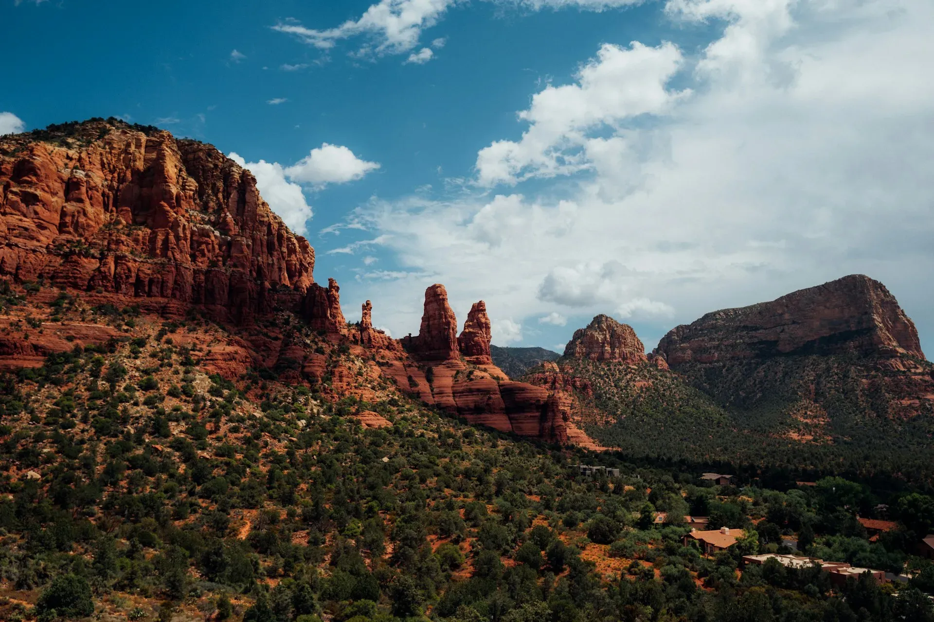 Beautiful Human — The retreat takes place at a private residence in Sedona’s natural landscape. It has a more personal, home-based atmosphere than a large retreat campus, with the surrounding desert scenery shaping the sense of place.