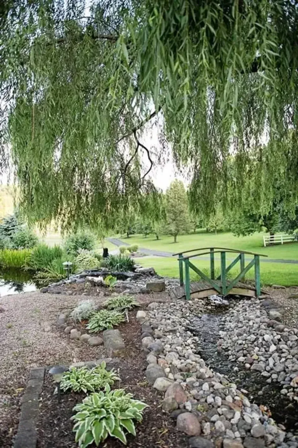 Berry Patch bed and Breakfast — The center is set on 11 acres of peaceful, well-maintained grounds, providing ample space to relax, unplug, and connect with nature. The atmosphere encourages stillness and introspection, with a focus on personal well-being.