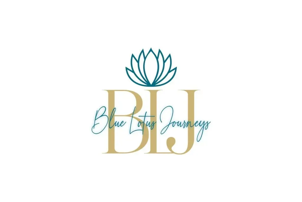 Blue Lotus Journeys — The retreat is situated in a secluded area close to Lake Allatoona in Georgia, offering a peaceful and natural environment. The venue itself is a spacious house designed to foster relaxation and rejuvenation, with every room providing picturesque views of the surrounding nature.