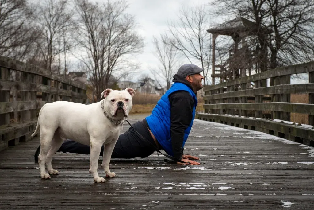 BulldogFlowBoston — The retreat is situated at the 1785 Inn in North Conway, New Hampshire, set within the scenic White Mountains. This historic location provides a tranquil and inspiring natural environment, well suited to focusing on well-being and inner calm.