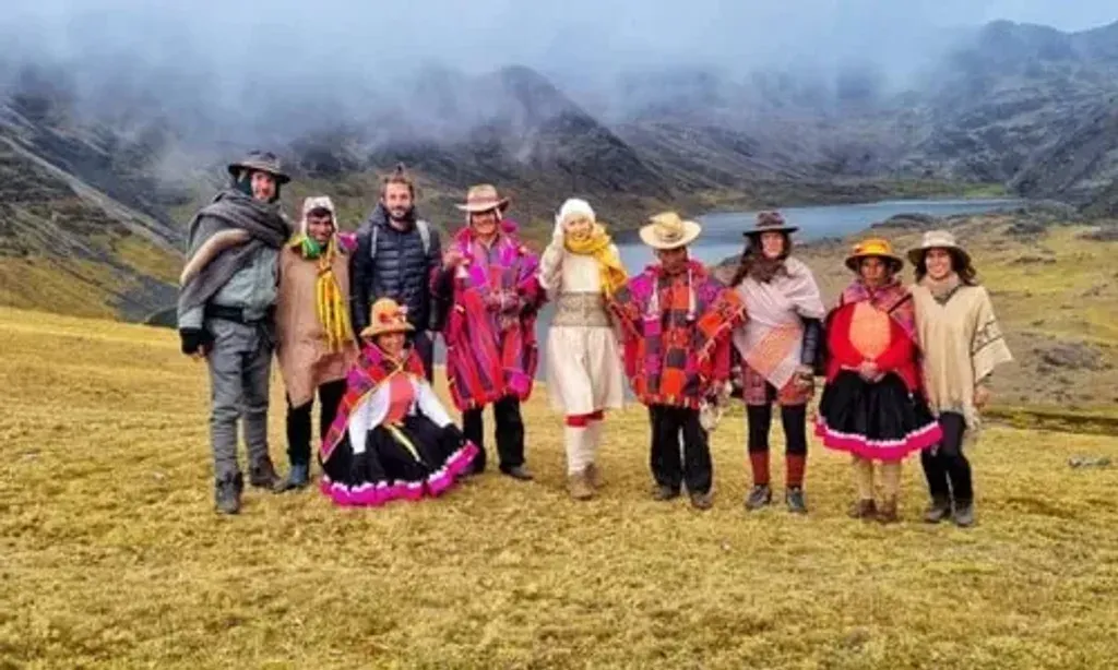 Chakruna Way of Living — The retreat is situated in Pisac, a vibrant town in the Sacred Valley of Peru. The Paz y Luz Hotel & Healing Center provides a tranquil base, featuring beautiful gardens and outdoor spaces that encourage guests to connect with nature. It's located just a short walk from the town center, offering both serenity and accessibility.