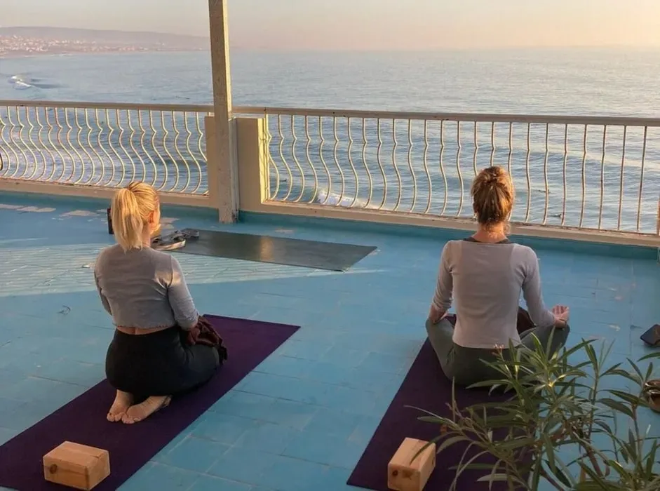 da’ARIA Yoga — The specific location of da'ARIA Yoga is not provided, but the mission emphasizes reconnecting with nature, suggesting a setting that promotes tranquility and natural beauty. The focus on respect for nature implies an environment where the natural surroundings play a significant role in the retreat experience.