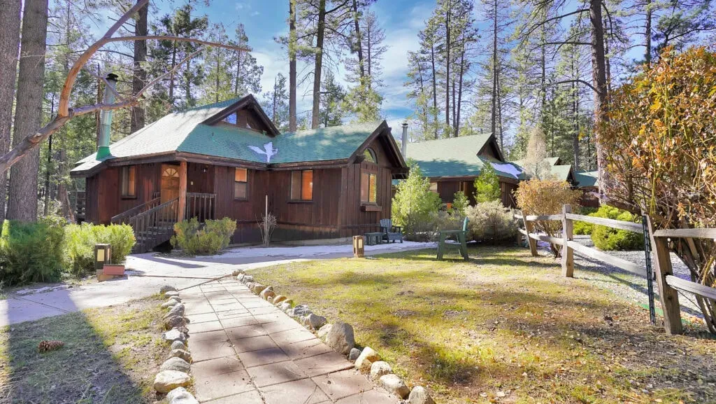 Eagle Creek — Eagle Creek is situated in the breathtaking San Jacinto Mountains of Southern California. The venue is surrounded by tall pine and cedar trees, creating an immersive natural environment that feels wonderfully secluded from city life. The atmosphere is one of peaceful escape, well suited to unwinding and enjoying the beauty of the outdoors.