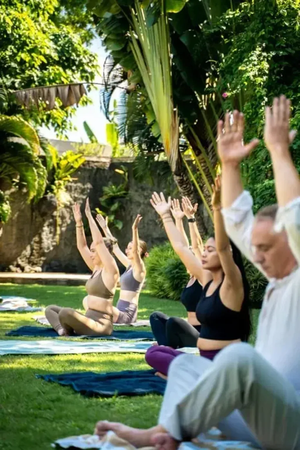 Elevate Wellbeing — Perched high above the Indian Ocean in Uluwatu, South Bali, the Blue Point Resort offers a dramatic and inspiring backdrop. Known for its world-class surf breaks and stunning clifftop vistas, the location provides cooling sea breezes and spectacular sunsets. This blend of laid-back surf culture and natural beauty creates an atmosphere that balances relaxation, adventure, and inspiration.
