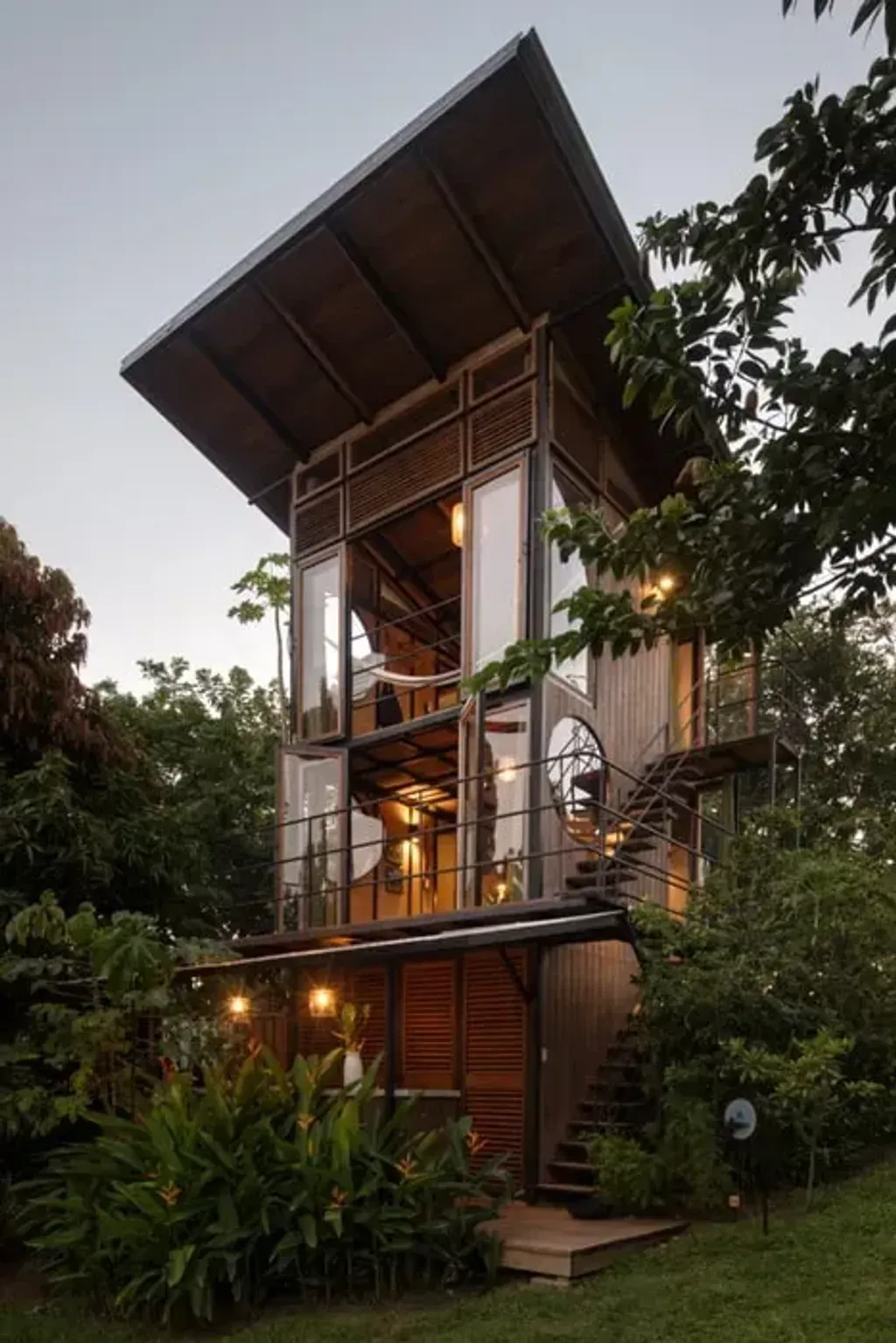 Finca Victoria — set on the enchanting island of Vieques, Finca Victoria provides a serene backdrop for introspection and rejuvenation. The surrounding natural beauty, from stunning views during flights to the tranquil island atmosphere, creates an ideal environment for disconnecting from daily stresses and reconnecting with oneself.