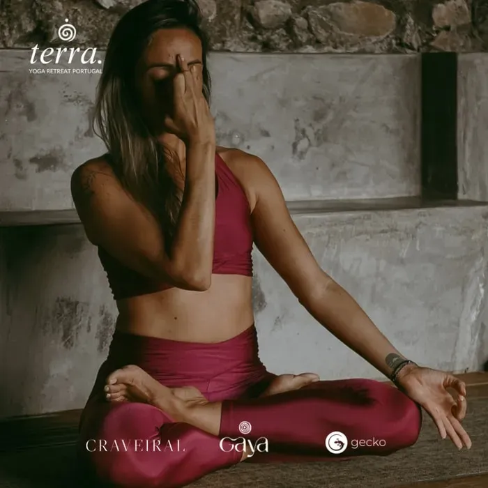 Gecko Yoga — Set within the breathtaking Southwest Alentejo Natural Park, Craveiral Farmhouse offers a unique blend of rustic charm and upscale comfort. The landscape is characterized by its proximity to both the ocean and a thriving organic farm, providing a tranquil and natural environment for reflection and practice. The atmosphere is one of serene luxury, deeply connected to the rhythms of the land.