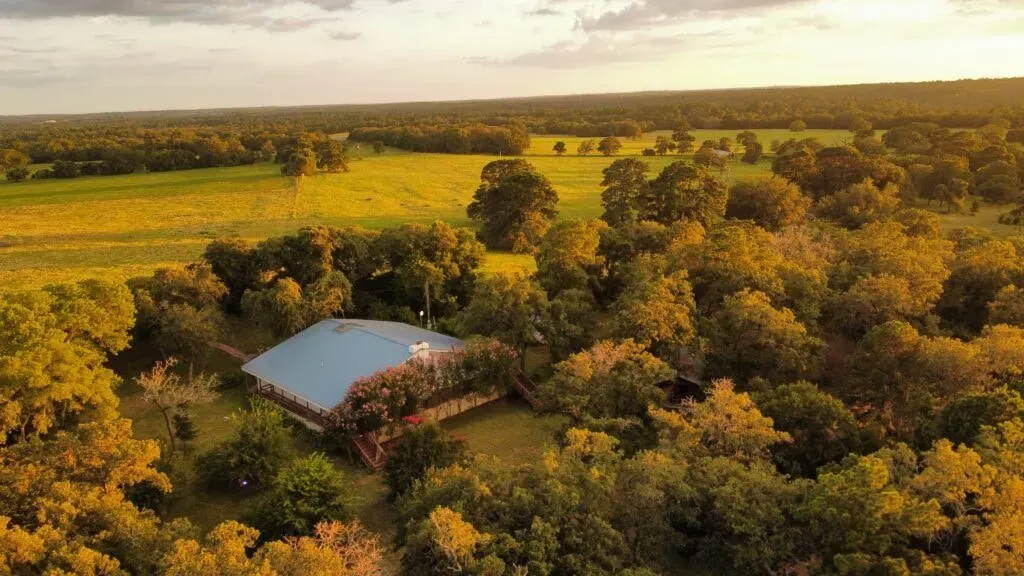 Golden Pine Village — set in Smithville, Golden Pine Village provides a serene natural environment, offering a peaceful escape from urban hustle. The grounds are thoughtfully integrated with art, creating an inspiring and calming atmosphere conducive to reflection and connection.