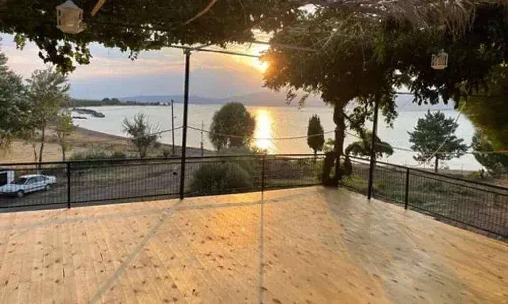 Holismos — Holismos is situated on the picturesque Greek island of Lesvos, specifically in Skamioudi. The center's design takes full advantage of its coastal location, with yoga shalas offering expansive views of the ocean and spectacular sunsets, creating a naturally calming and inspiring atmosphere.