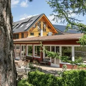 Inclusive Leaders — The SEINZ Wisdom Resort is set in the idyllic Ammergau Alps, offering a peaceful and inspiring backdrop for reflection and growth. It's a place where silence, life, and change are palpable, providing a perfect context for exploring leadership and personal wisdom amidst stunning natural beauty.