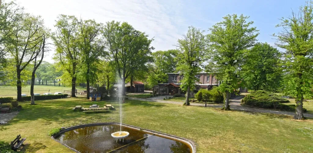 Innessence — set in the tranquil landscape of Limburg, Netherlands, Innessence provides a peaceful escape from daily life. The surrounding area offers a quiet, natural atmosphere conducive to introspection and connection with the outdoors.