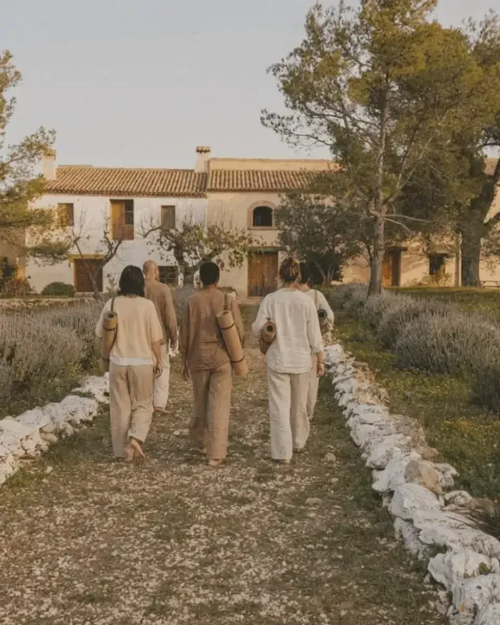 Klēo Healing — Klēo Healing is located an hour outside Valencia, Spain. While specific details about the immediate surroundings are not provided, the focus on slowing down and connecting with the body suggests a tranquil and supportive environment conducive to introspection and healing.