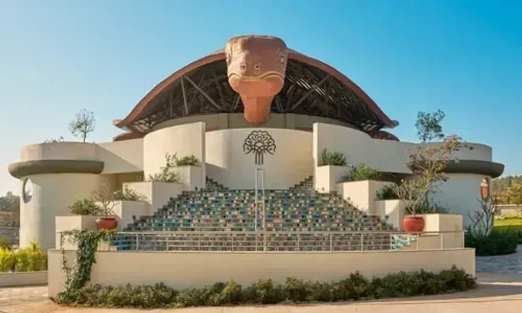 Kshemavana – Ayurveda & Naturopathy Wellness Retreat, India — The retreat is set amidst a verdant landscape, offering a tranquil escape from city life. Guests can enjoy healing gardens, herbal walks, and nature trails, all contributing to a peaceful and restorative atmosphere.