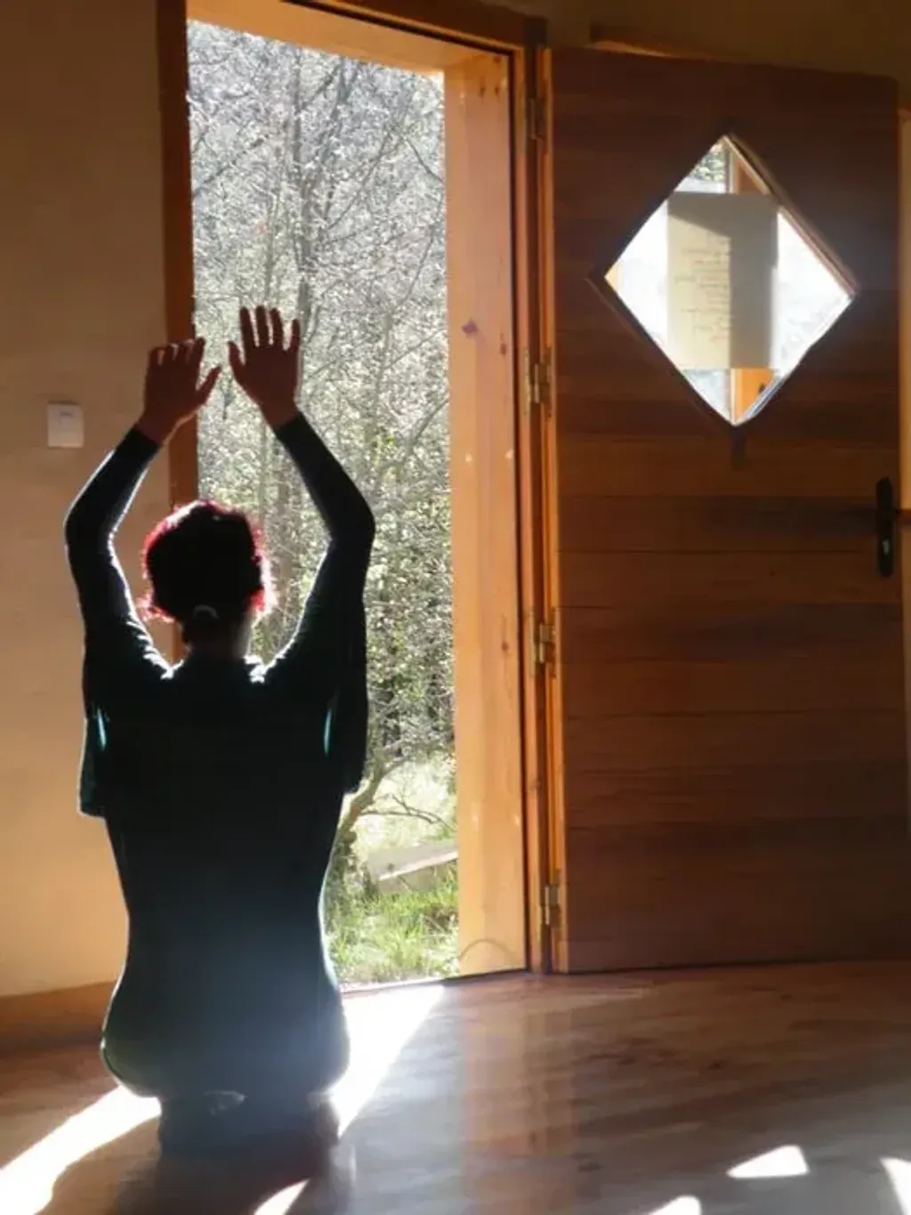 laisse toi danser — The center is situated in Montbrun-Bocage, at the foot of the Pyrénées mountains, offering a tranquil and natural environment. This eco-lieu is designed for rejuvenation and fostering harmony between one's inner self and the surrounding nature, creating an ideal atmosphere for slowing down and cultivating presence.