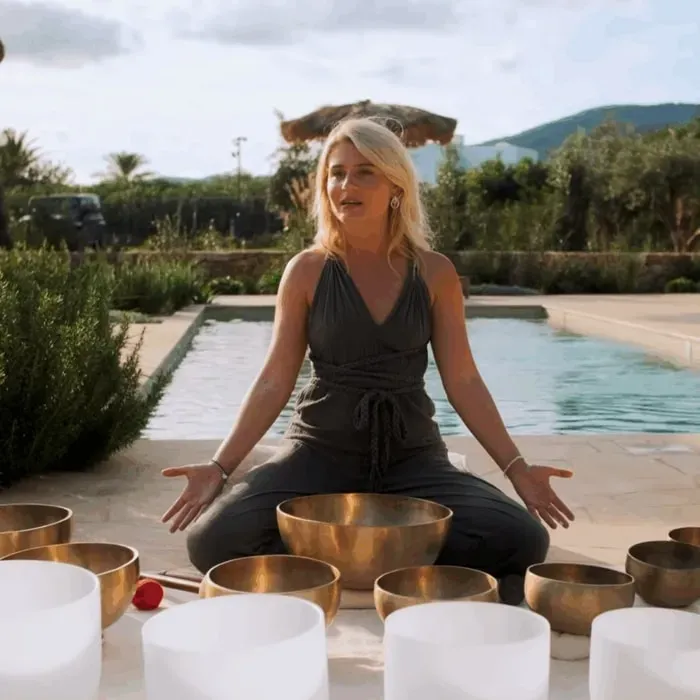 Lisanne van den Heuvel — Sessions take place across various locations in Ibiza, from private accommodations to serene outdoor spots in Santa Gertrudis. The island's natural beauty and tranquil atmosphere provide a perfect backdrop for relaxation and reconnection, away from the usual hustle.