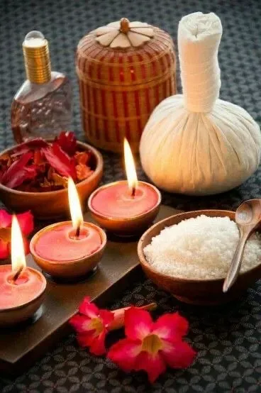 Love and Light Retreats — set in the serene and breathtaking Himalayan Mountains of Uttarakhand, the retreat offers a picturesque and tranquil environment. The location provides stunning views of the Himalayan valley, fostering a deep connection with nature and a peaceful atmosphere conducive to spiritual wellness.