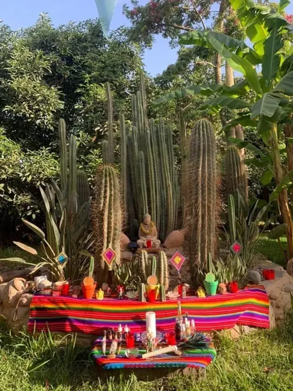LuckyRetreats — Located in Murcia, Spain, the center offers a tranquil setting with a roof terrace providing great views, a courtyard, and shaded garden spaces with lounge beds and hammocks. The environment is designed for relaxation and introspection, providing a peaceful backdrop for your retreat experience.