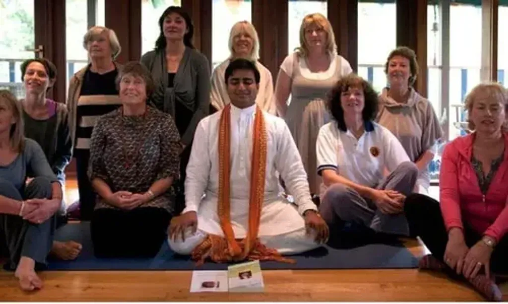 Maa Yoga Ashram — set in Rishikesh, a city renowned for its spiritual significance and breathtaking natural beauty, Maa Yoga Ashram benefits from a serene environment. The surrounding landscape of the Himalayas and the sacred Ganges River provides a tranquil backdrop, fostering an atmosphere conducive to introspection and healing.