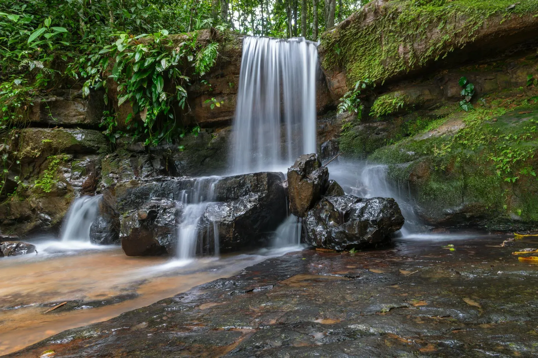 MAKONZA — Makonza operates across diverse locations in Canada, Costa Rica, and Portugal, suggesting a variety of natural environments. While specific details about each venue's landscape are not provided, the emphasis on enhancing your journey through all aspects implies that the surroundings are chosen to support a restorative and immersive experience.