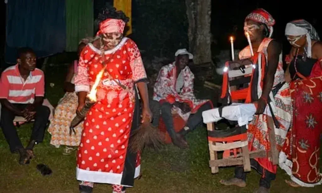 mama Aline — Located in Lambarene, Gabon, mama Aline offers a serene environment amidst the natural beauty of the region. The center is situated in a village, providing a grounded and authentic experience away from urban distractions. The atmosphere is one of warmth and community, fostering a sense of belonging for all who visit.